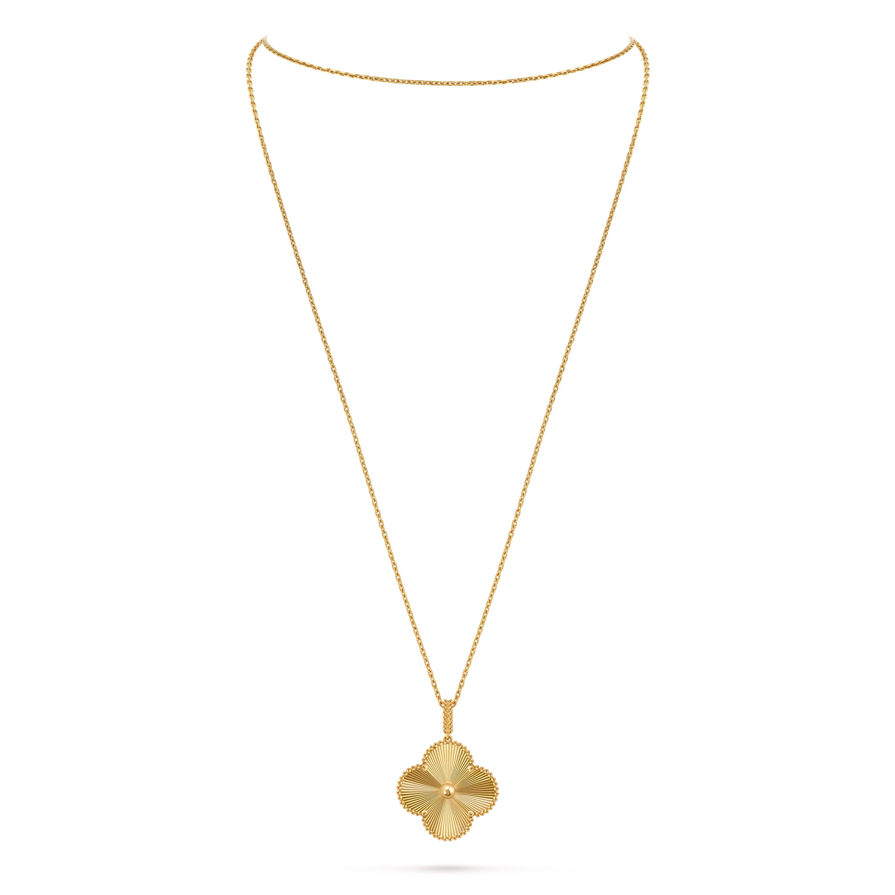 14ct Yellow Gold Clover Charm Pendant