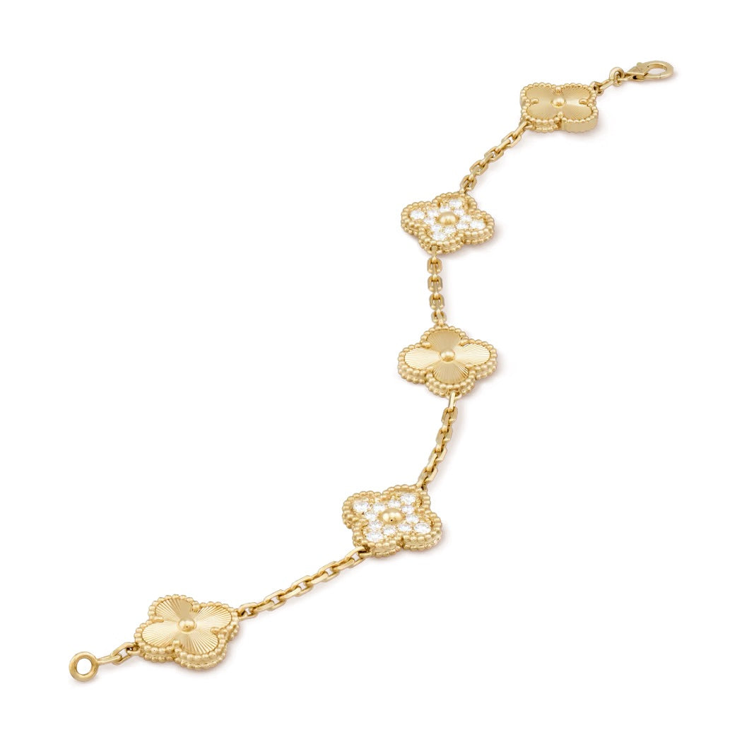 14ct Yellow Gold Clover Charm Bracelet